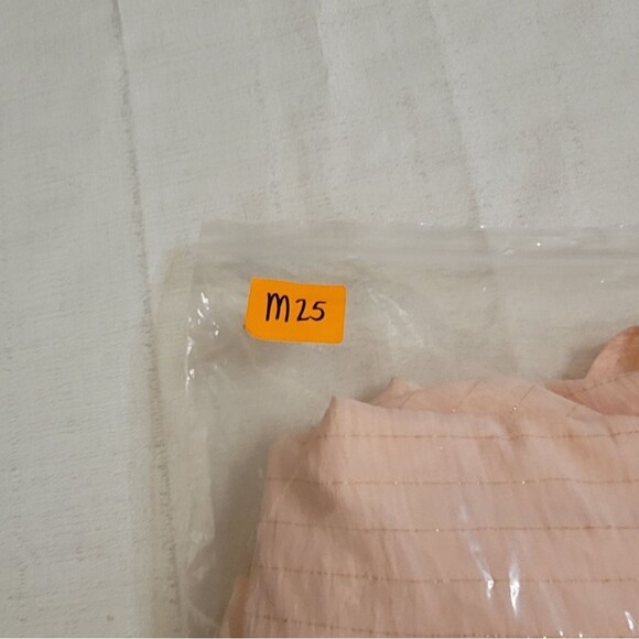 Fred David Tie Front Top Size 2X - Picture 9 of 9